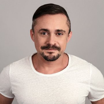 Piotr R.